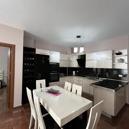 Apartmán Luxury Sea View In Velipoja,kompleksi Fishta